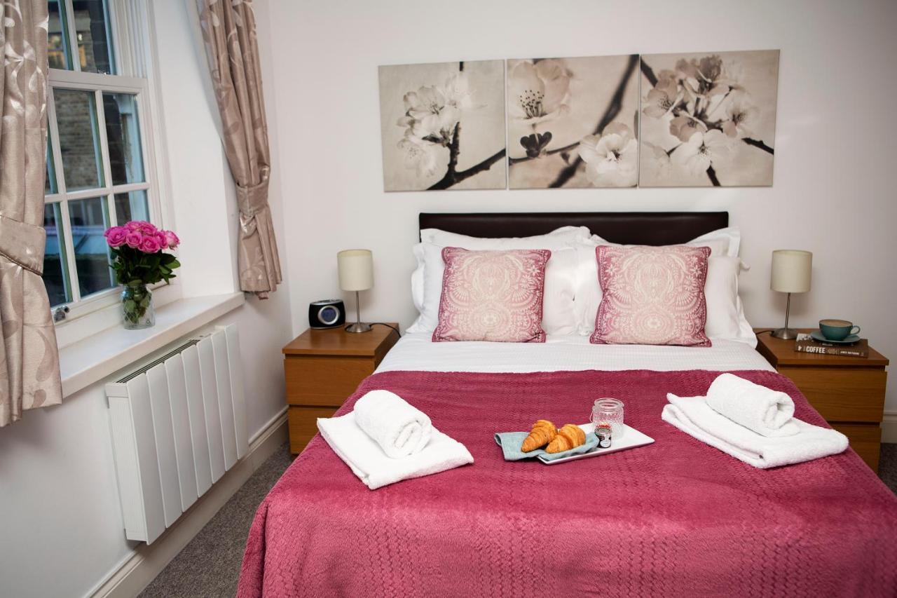 Apt 2, Trafalgar Square 2Nd Floor By Indigo Flats Лондон Екстериор снимка