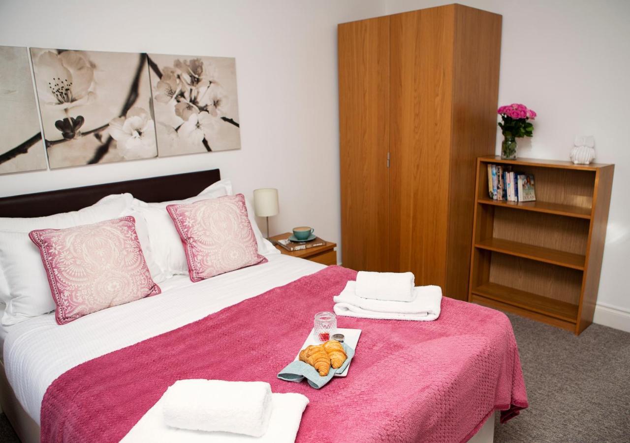 Apt 2, Trafalgar Square 2Nd Floor By Indigo Flats Лондон Екстериор снимка