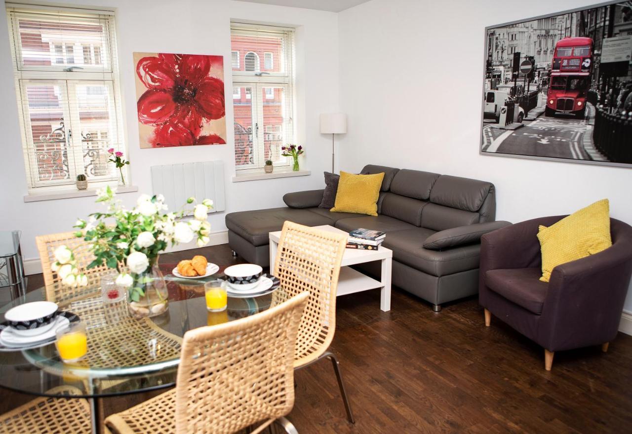 Apt 2, Trafalgar Square 2Nd Floor By Indigo Flats Лондон Екстериор снимка
